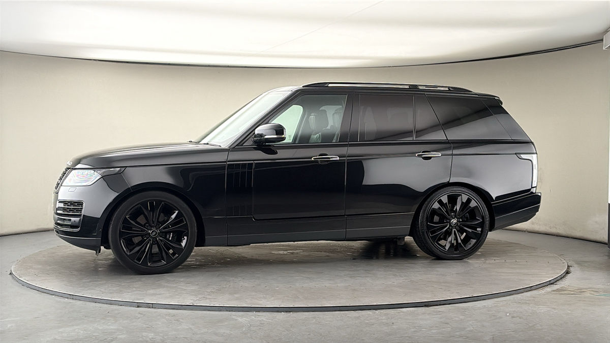 More views of Land Rover Range Rover