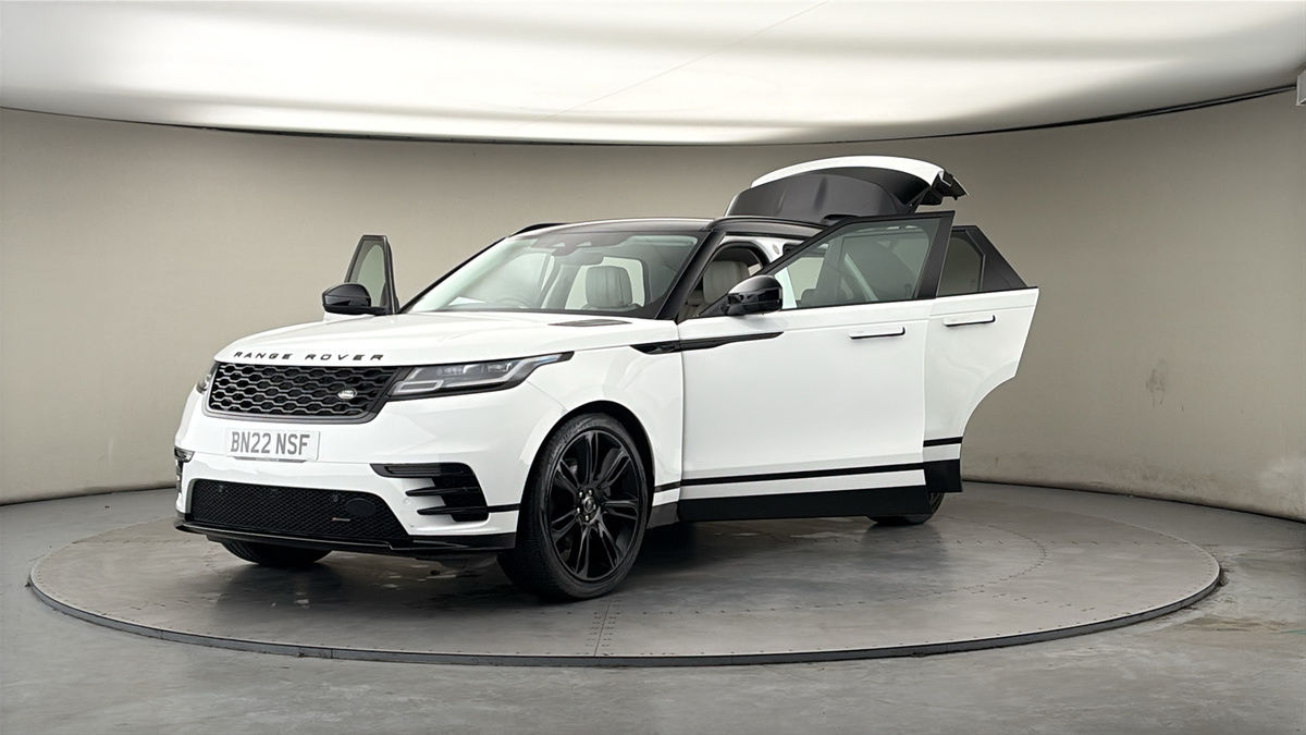 More views of Land Rover Range Rover Velar