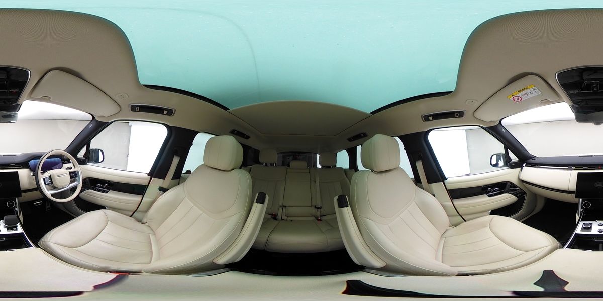 More views of Land Rover Range Rover