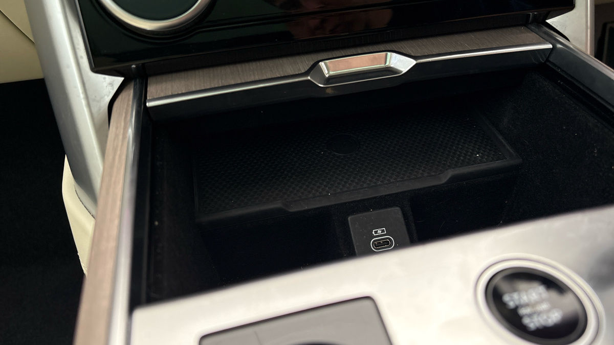 Land Rover Range Rover Image 35
