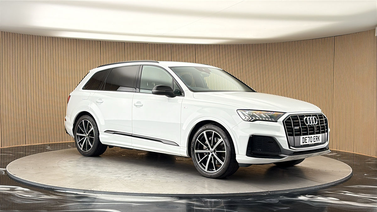 More views of Audi Q7
