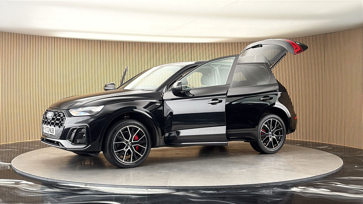 More views of Audi Q5