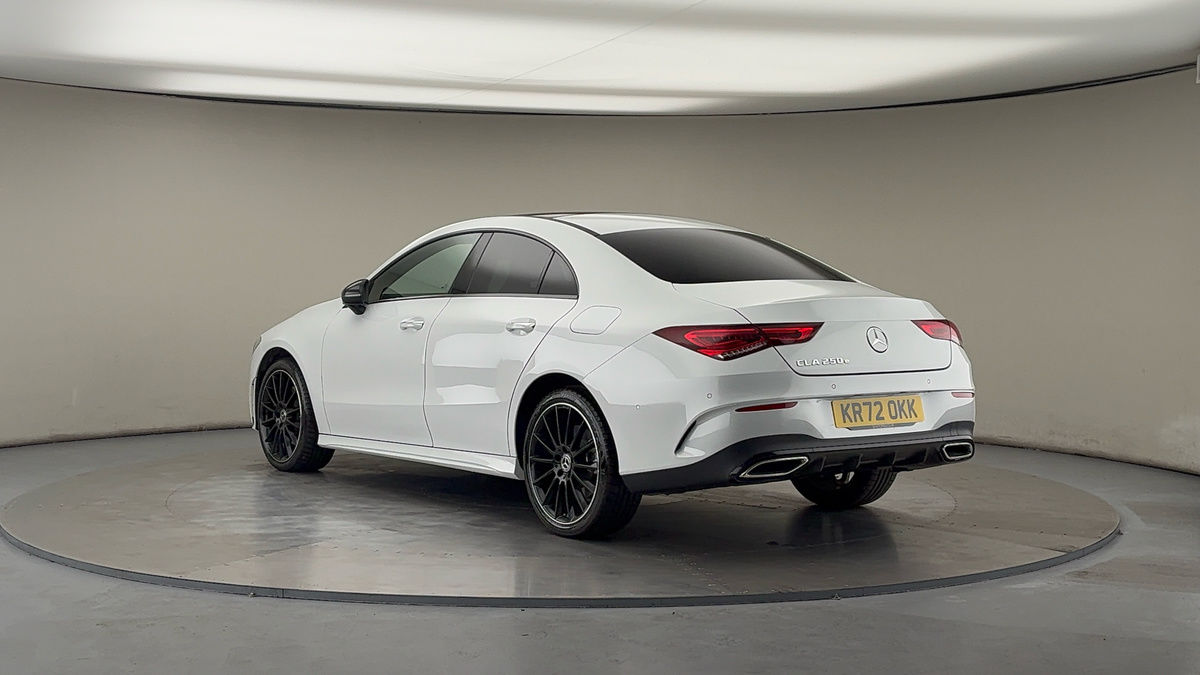Mercedes-Benz CLA Image 3