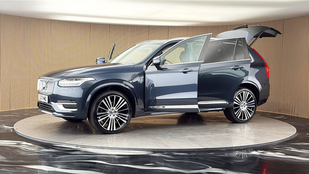 More views of Volvo XC90