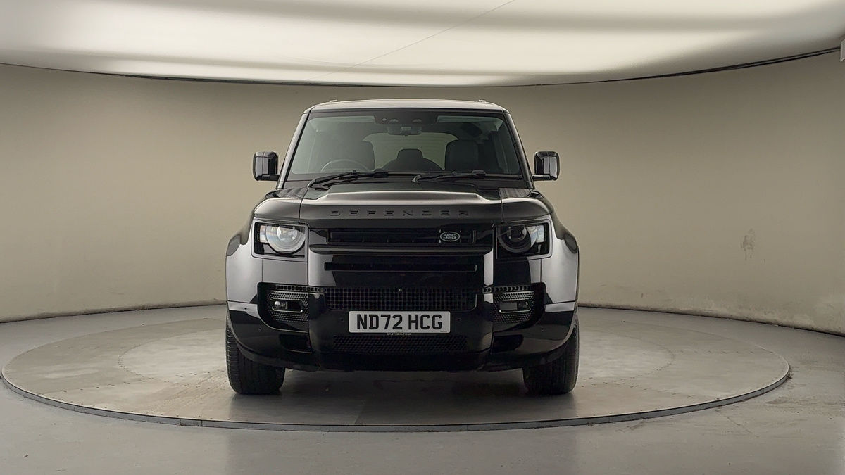 Land Rover Defender 110 Image 3