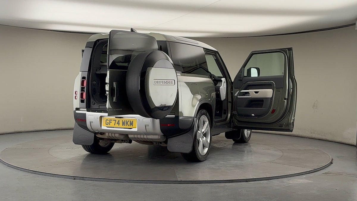 More views of Land Rover Defender 90