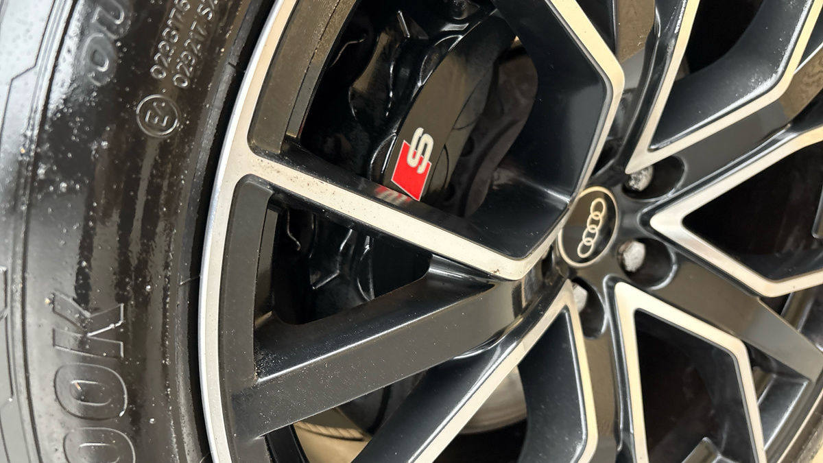 Audi SQ8 Image 27