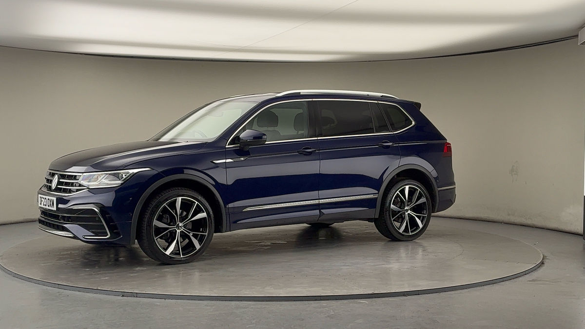 More views of Volkswagen Tiguan Allspace