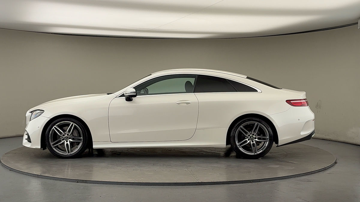 Mercedes-Benz E Class Image 15