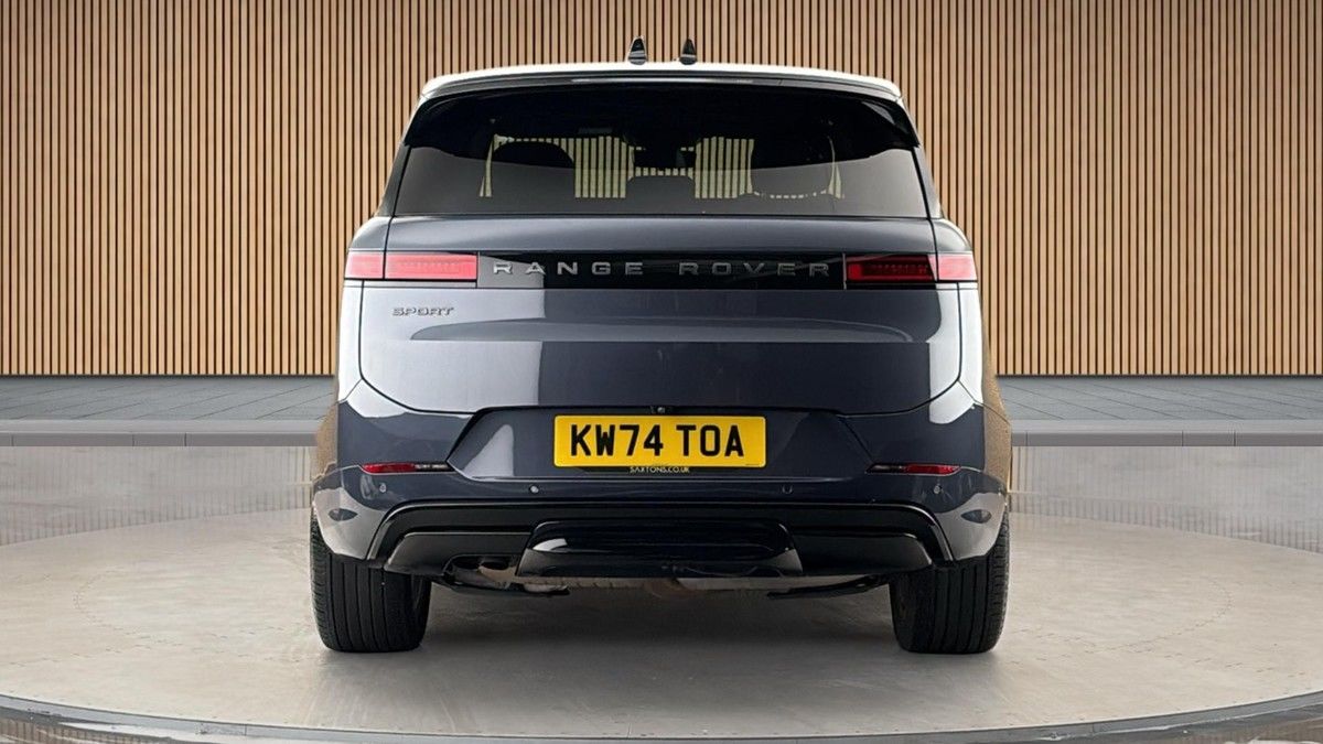 Land Rover Range Rover Sport Image 4