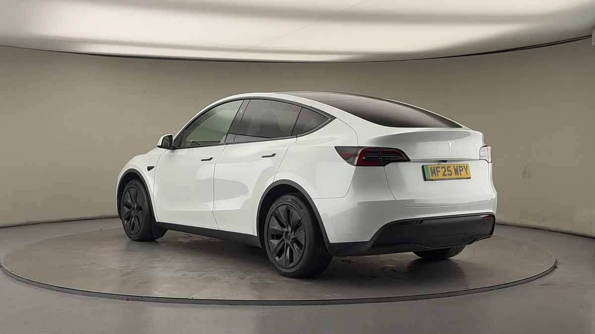 Tesla Model Y Image 2
