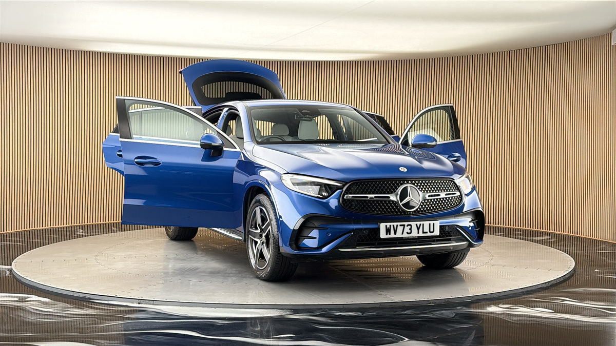 More views of Mercedes-Benz GLC
