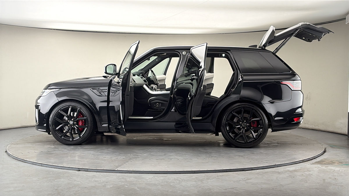 More views of Land Rover Range Rover Sport