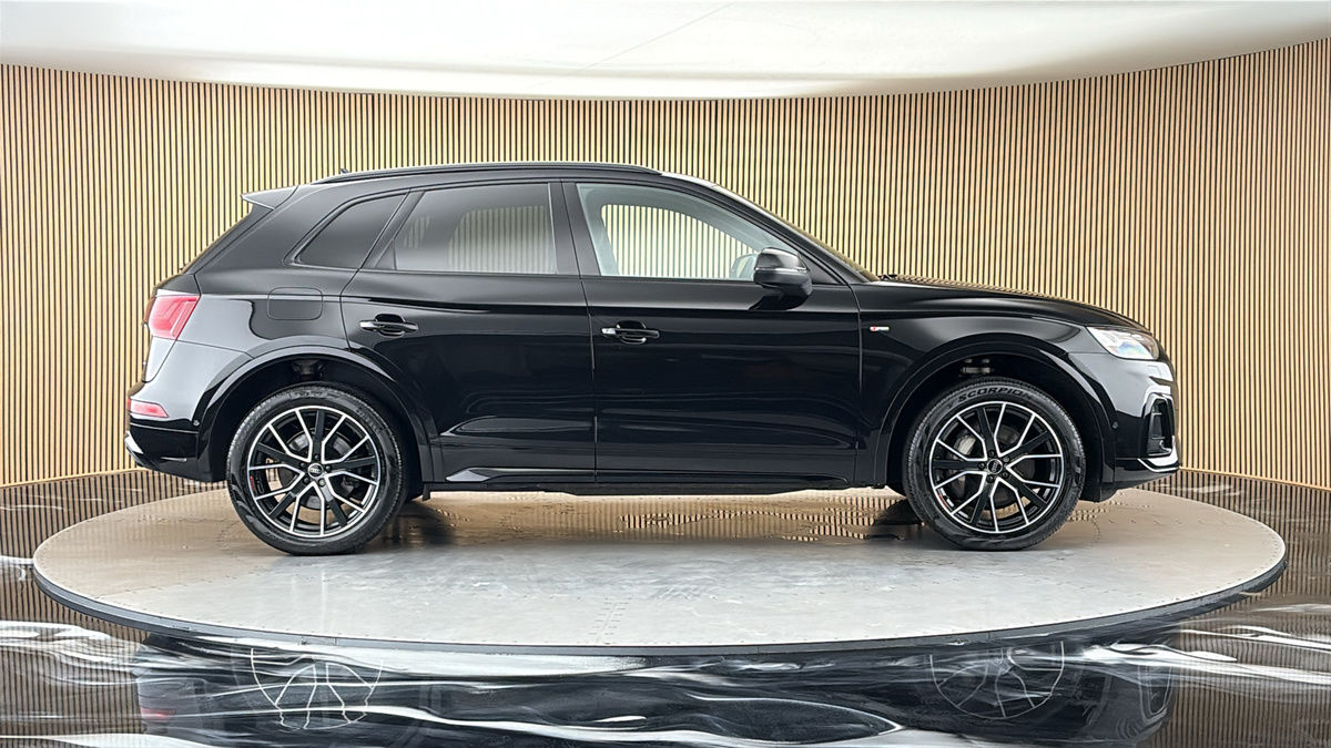 Audi Q5 Image 16