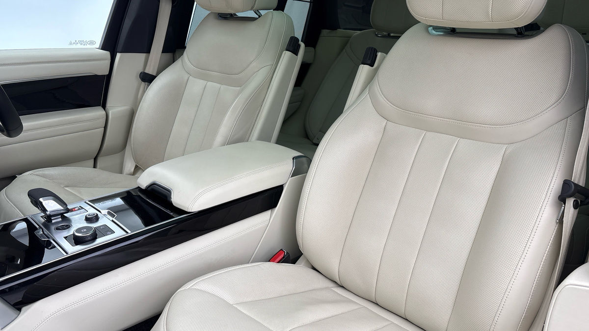 Land Rover Range Rover Image 7