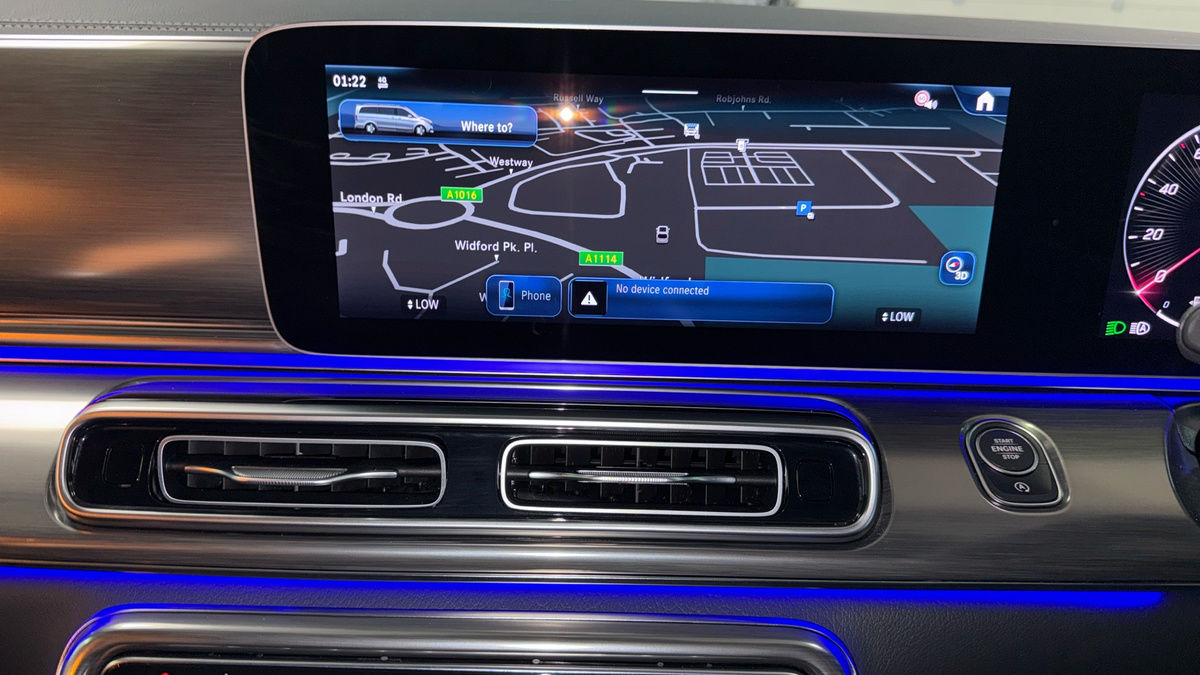 Mercedes-Benz V Class Image 17