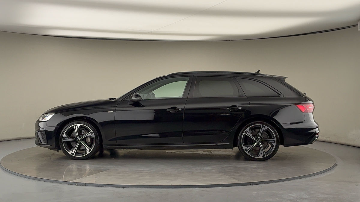 More views of Audi A4 Avant