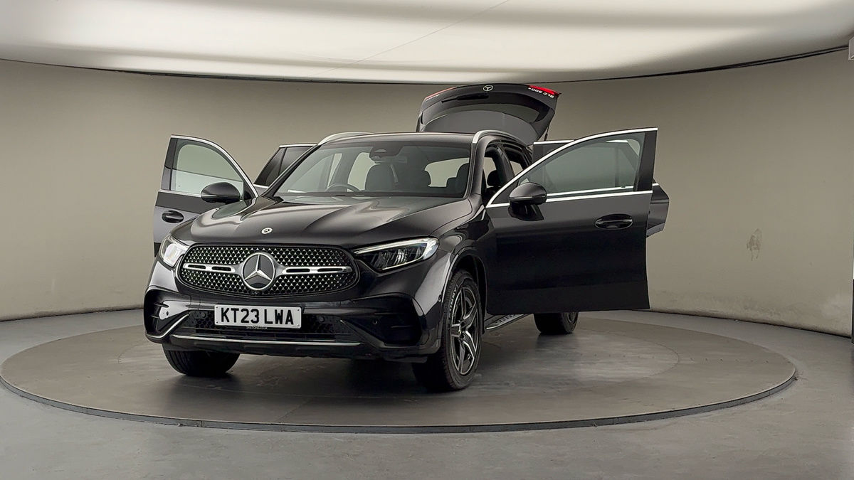 More views of Mercedes-Benz GLC