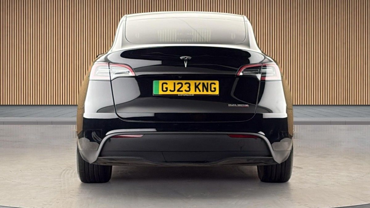 Tesla Model Y Image 4