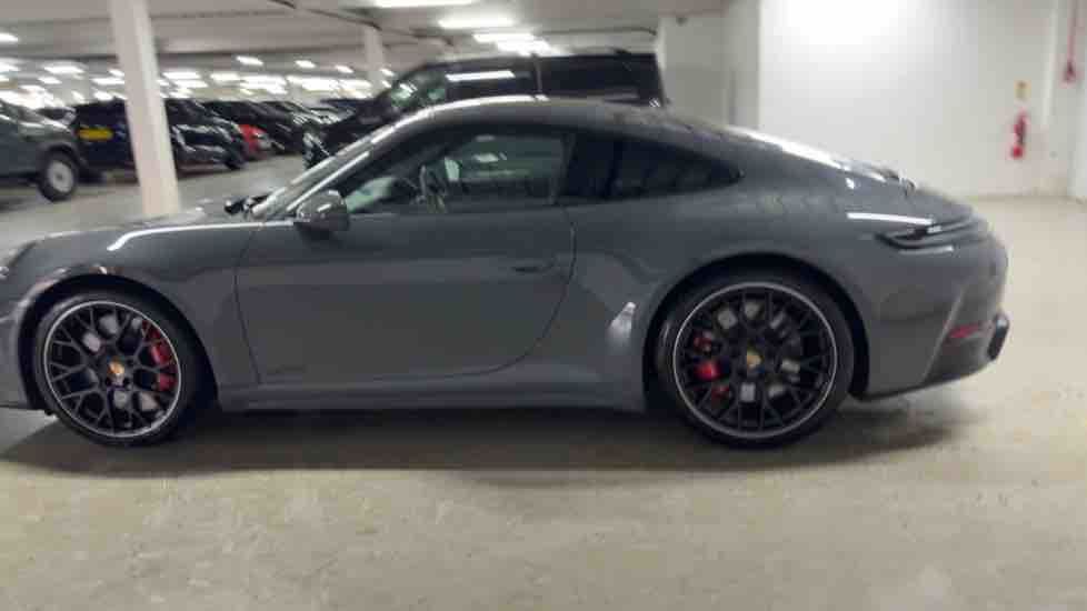 More views of Porsche 911