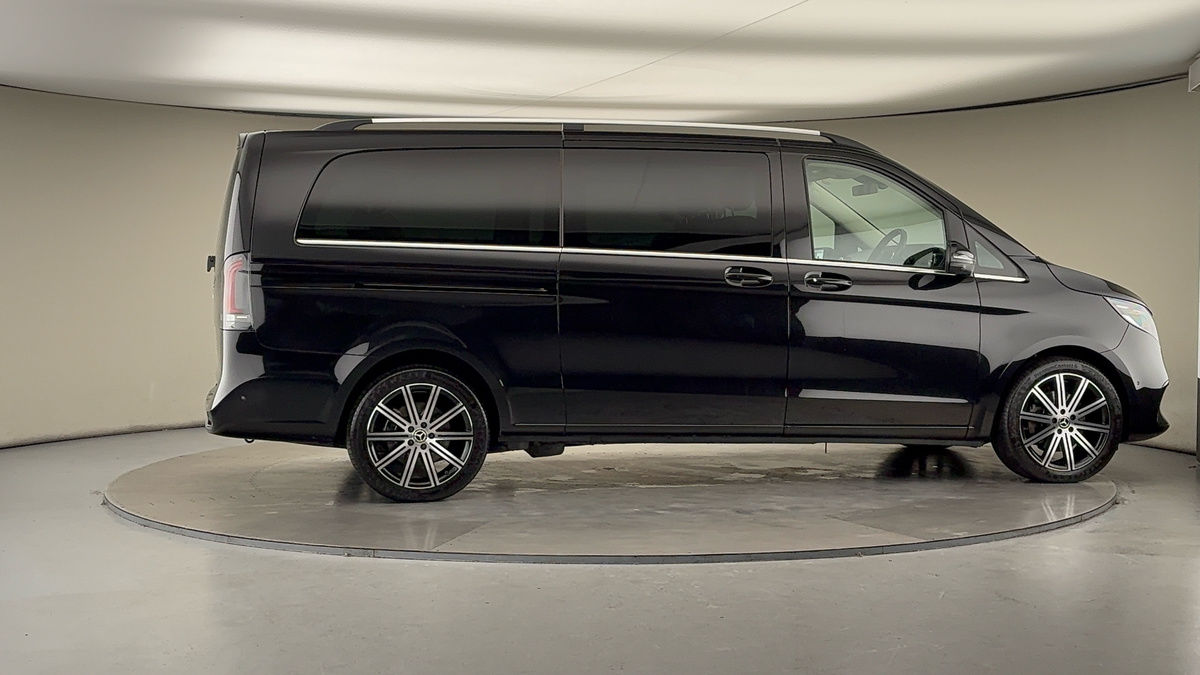 More views of Mercedes-Benz V Class