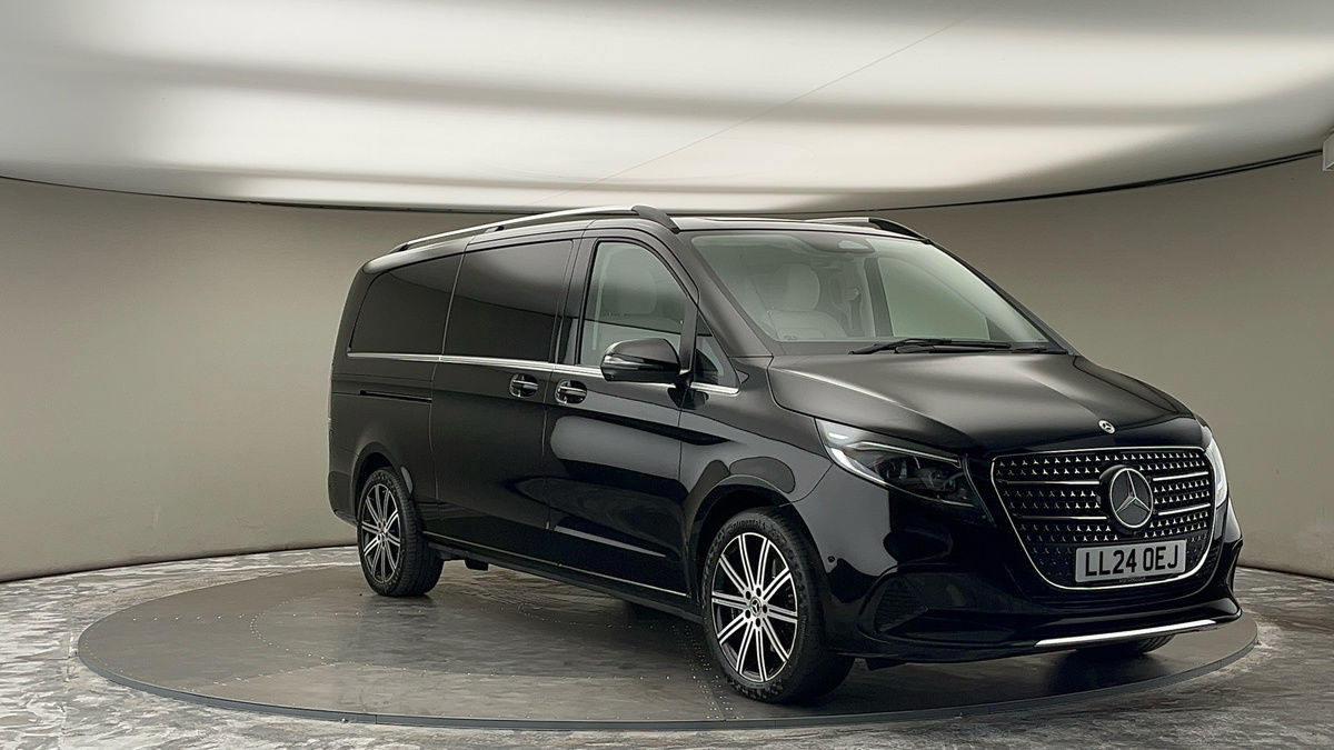 Mercedes-Benz V Class Sticky Header Image