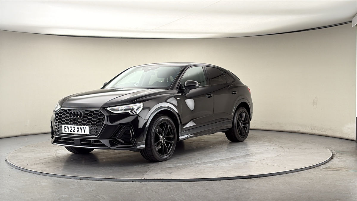 More views of Audi Q3