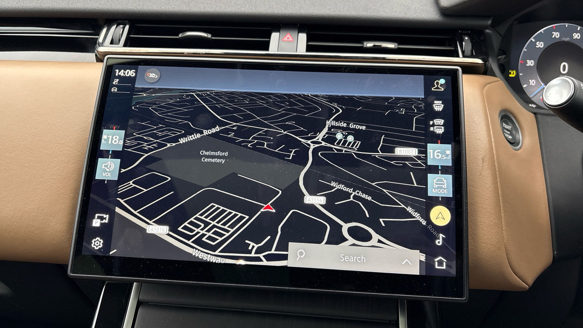 Land Rover Range Rover Velar Image 17