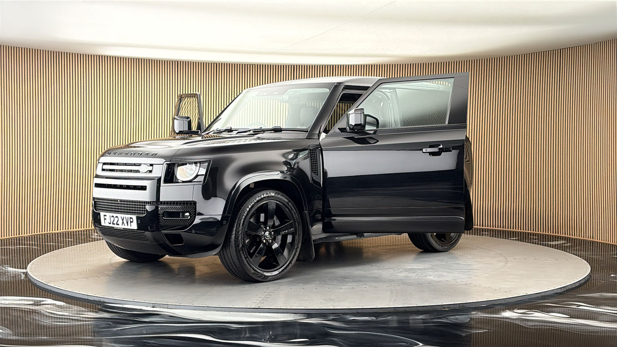 Land Rover Defender 90 Image 22