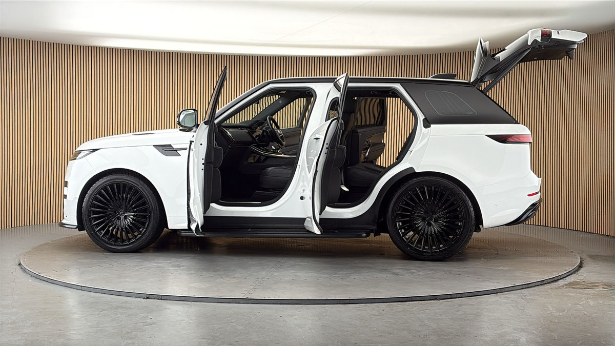 More views of Land Rover Range Rover Sport