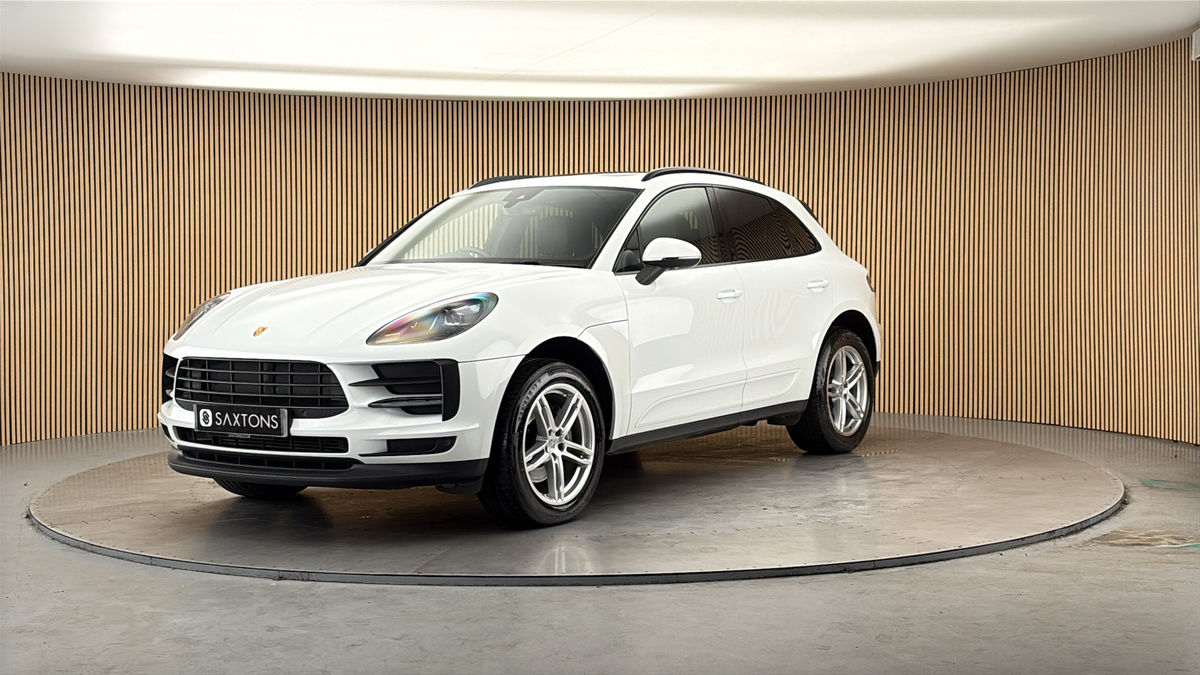 More views of Porsche Macan