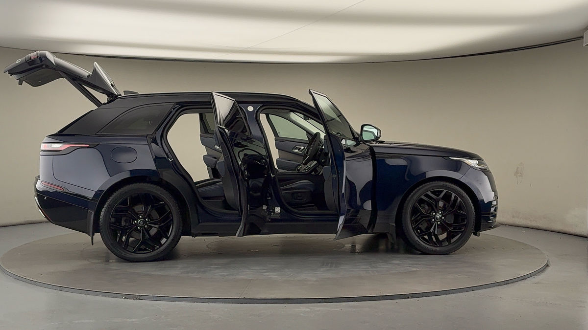 More views of Land Rover Range Rover Velar