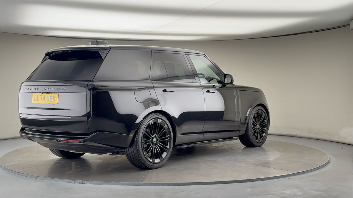 More views of Land Rover Range Rover