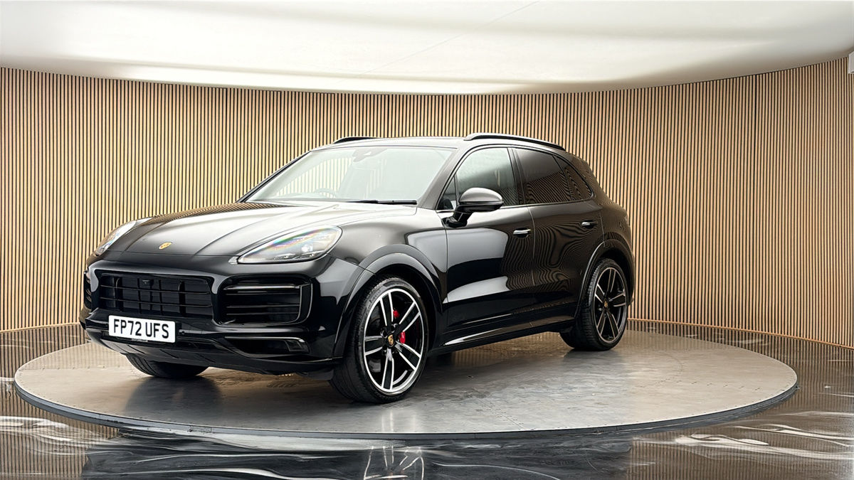 More views of Porsche Cayenne