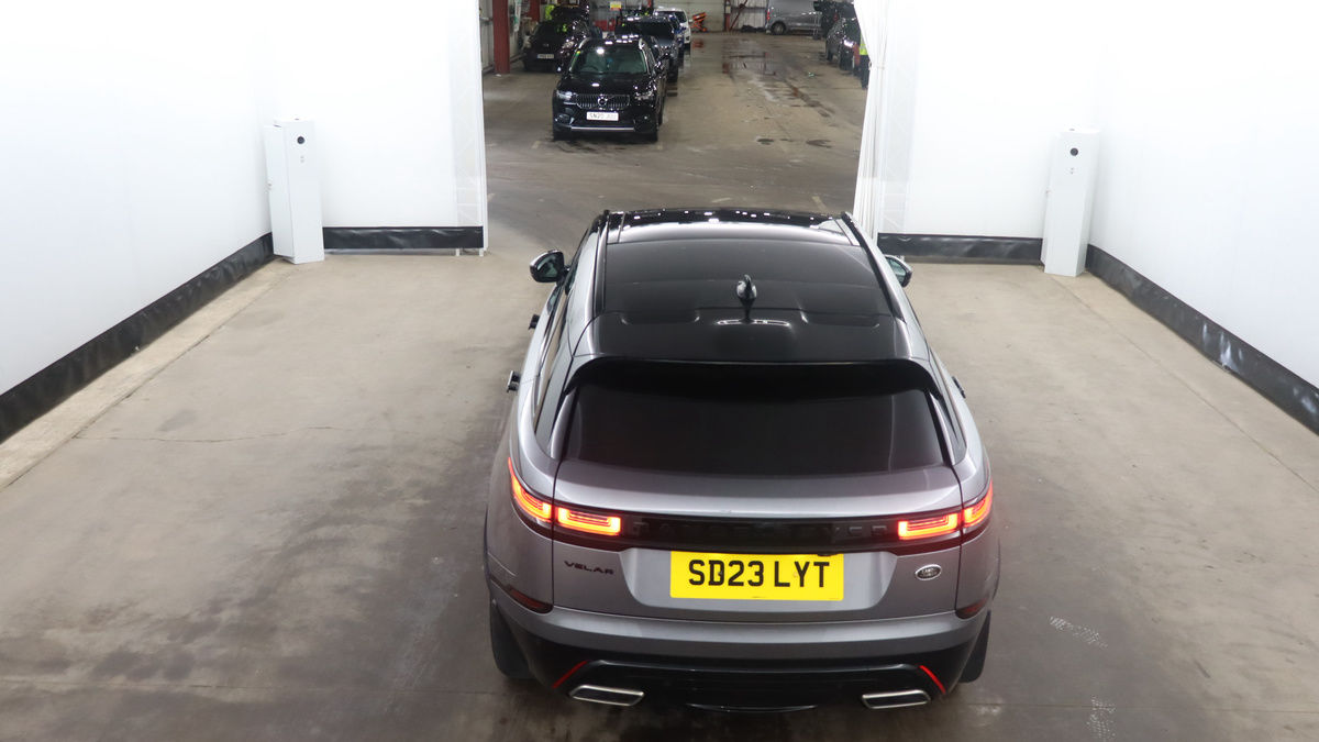 Land Rover Range Rover Velar Image 8