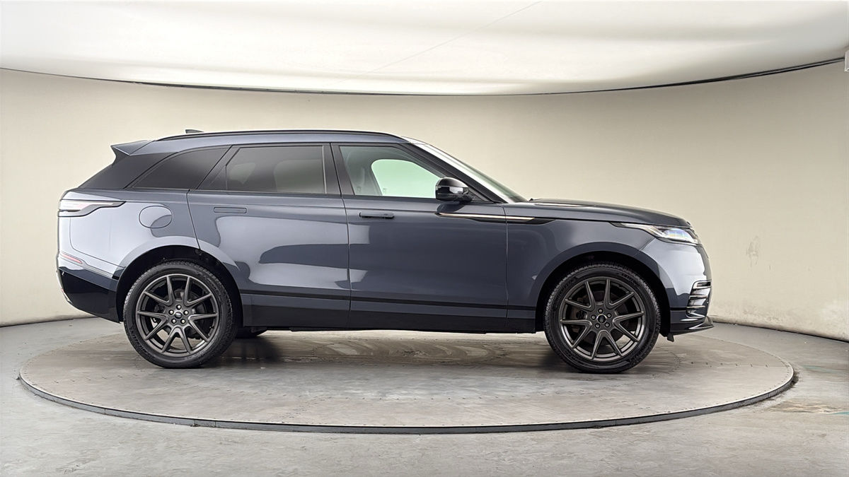 More views of Land Rover Range Rover Velar