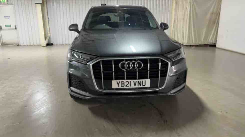 More views of Audi Q7