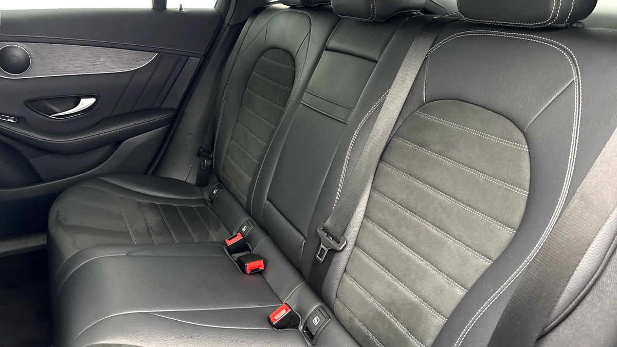 Mercedes-Benz GLC Image 8