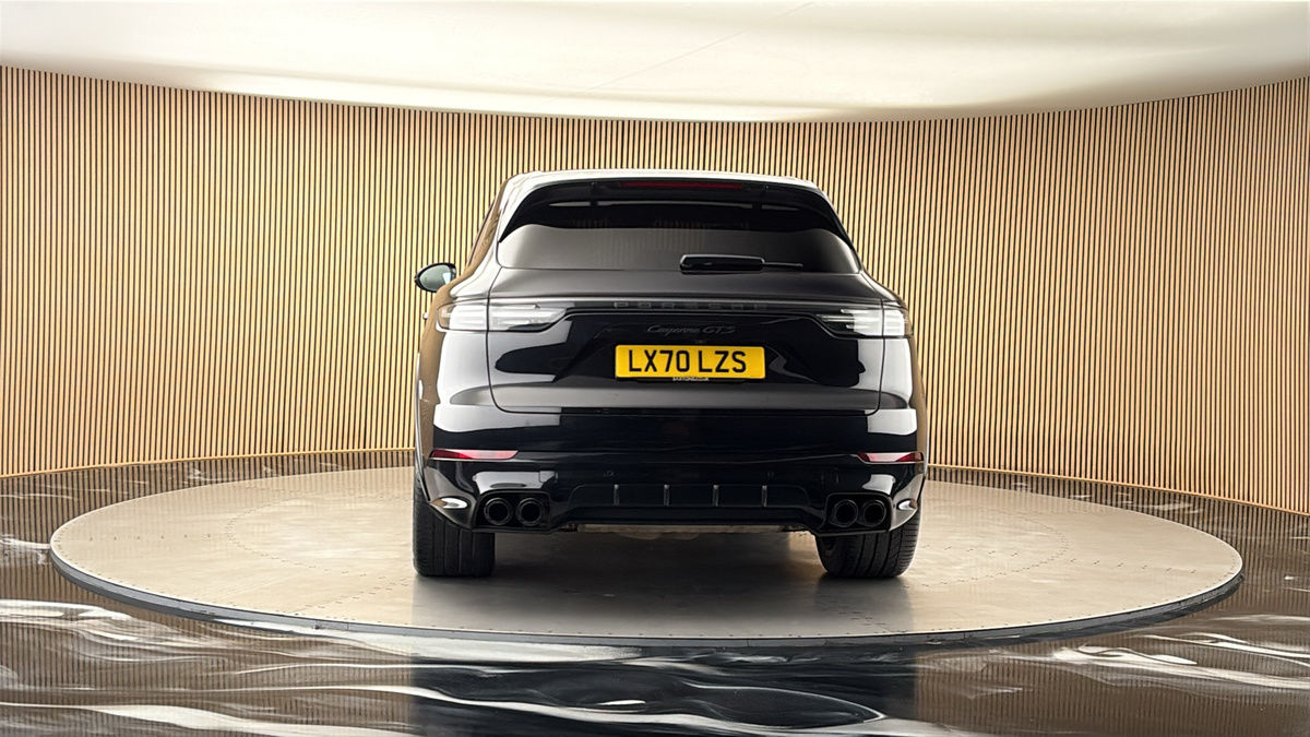 More views of Porsche Cayenne