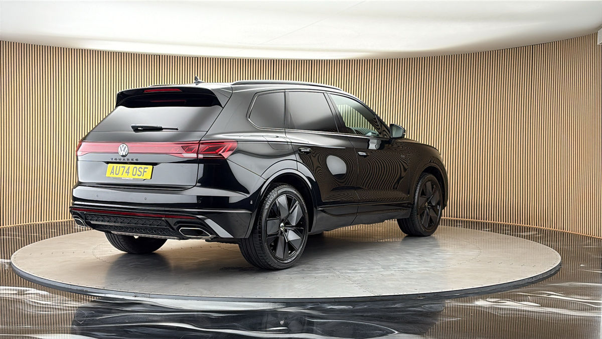 More views of Volkswagen Touareg