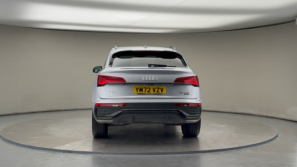 More views of Audi Q5