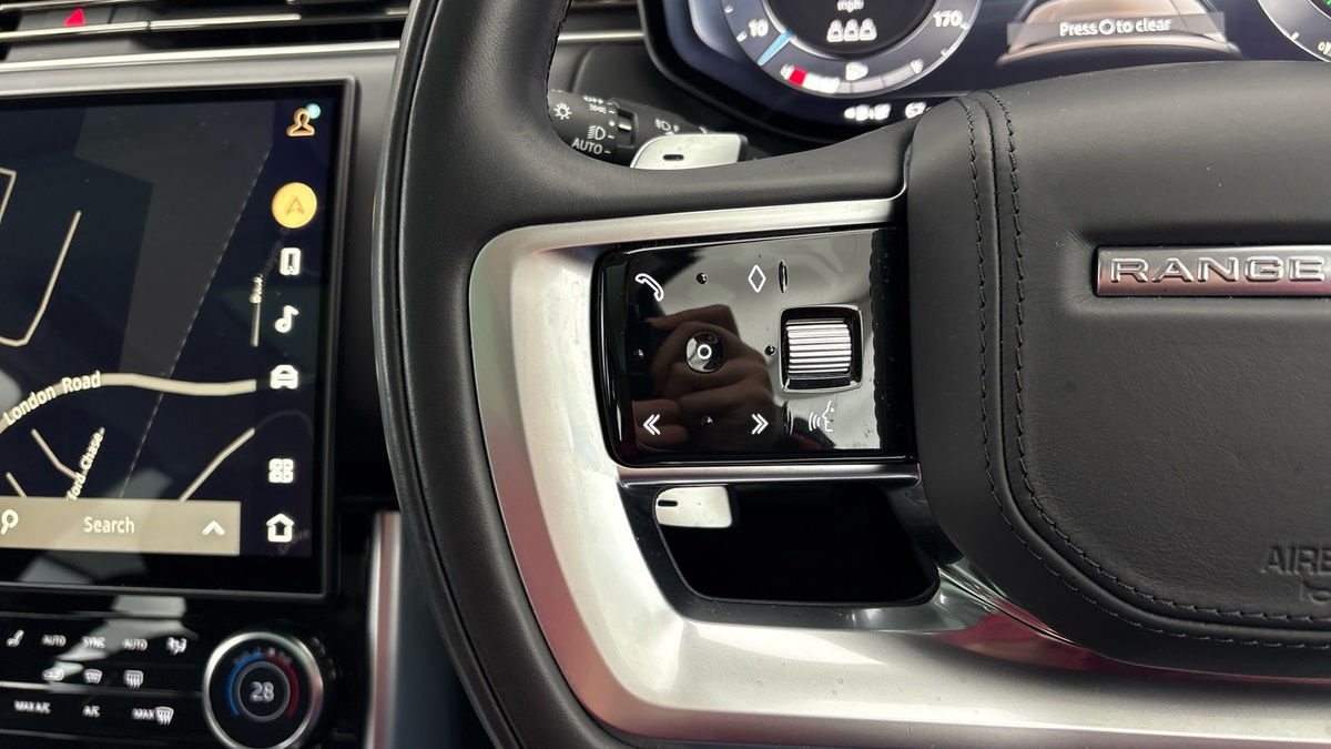 Land Rover Range Rover Image 13