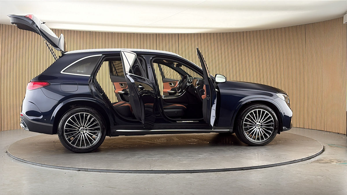 More views of Mercedes-Benz GLC