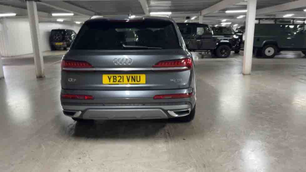 More views of Audi Q7