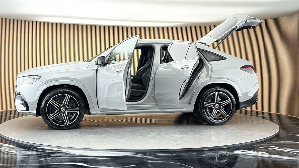 More views of Mercedes-Benz GLE
