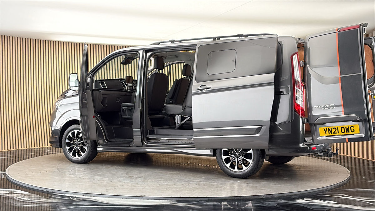 More views of Ford Transit Custom