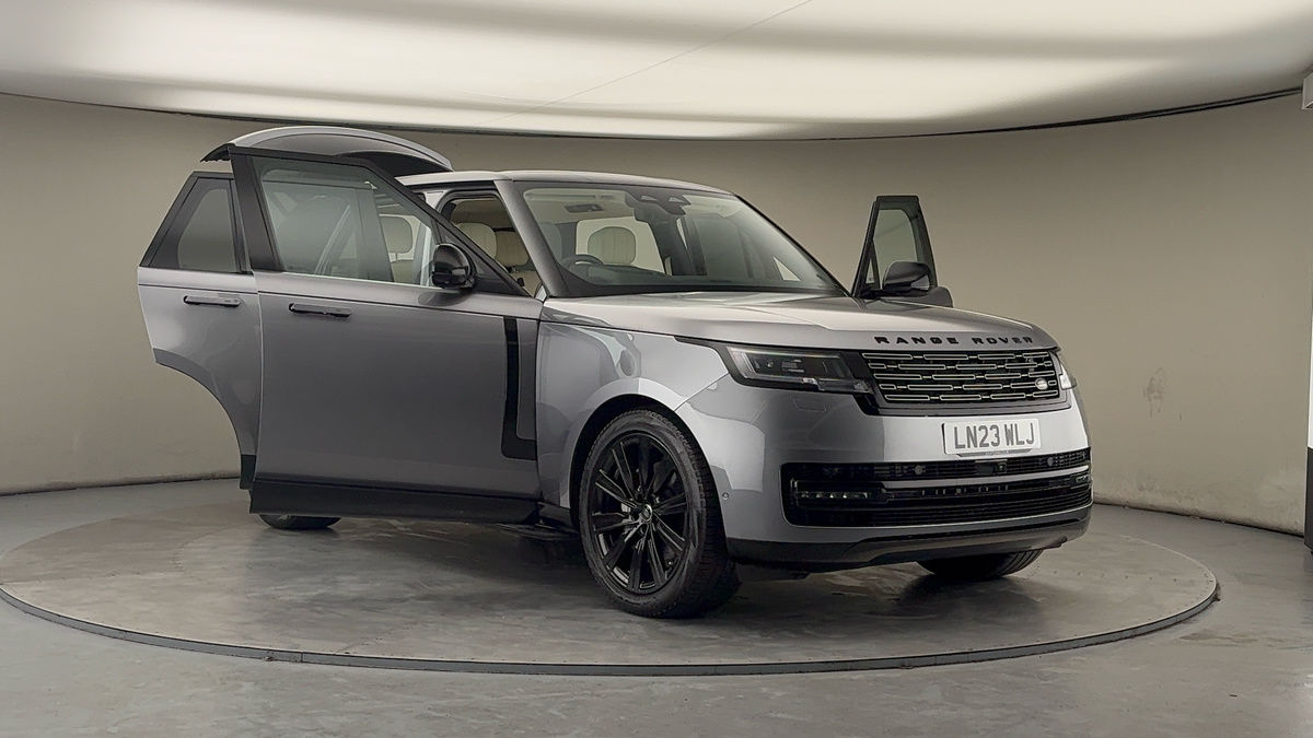 More views of Land Rover Range Rover