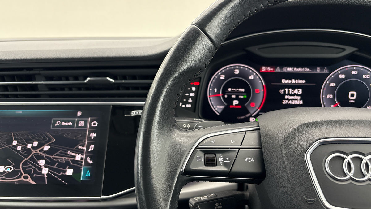 Audi Q7 Image 13