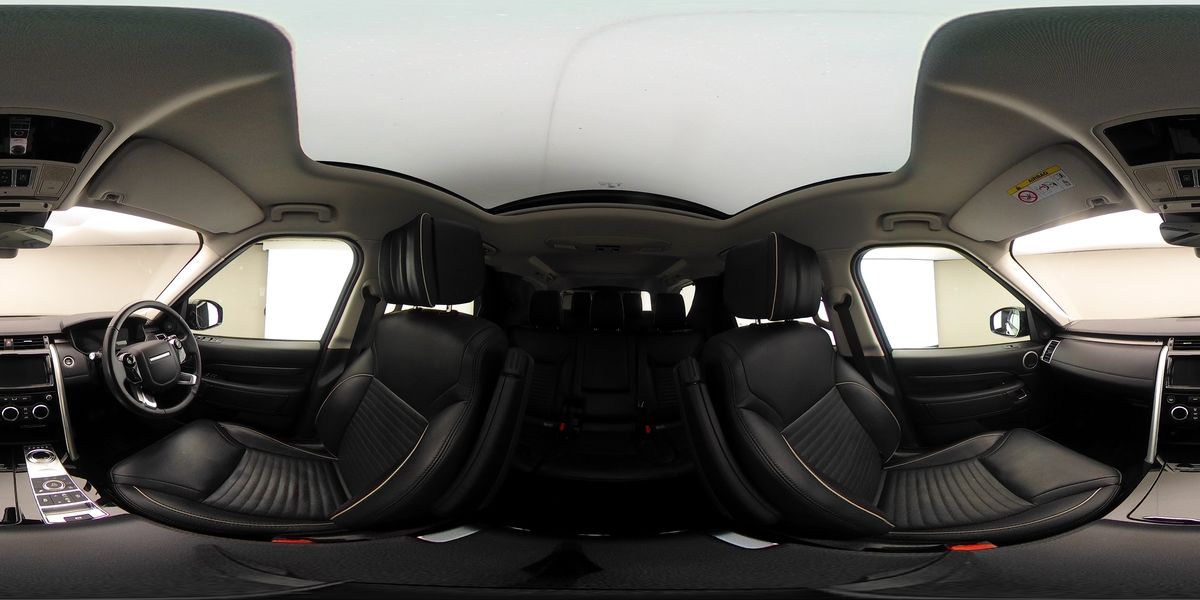 More views of Land Rover Discovery