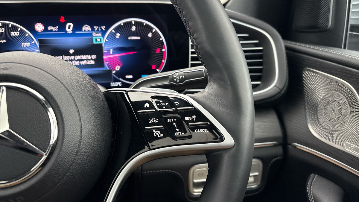 Mercedes-Benz GLE Image 14